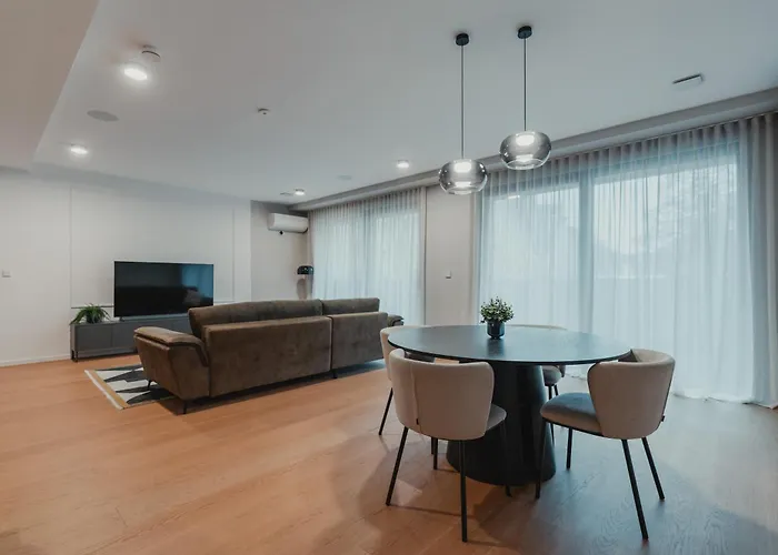 City Residence 公寓 *